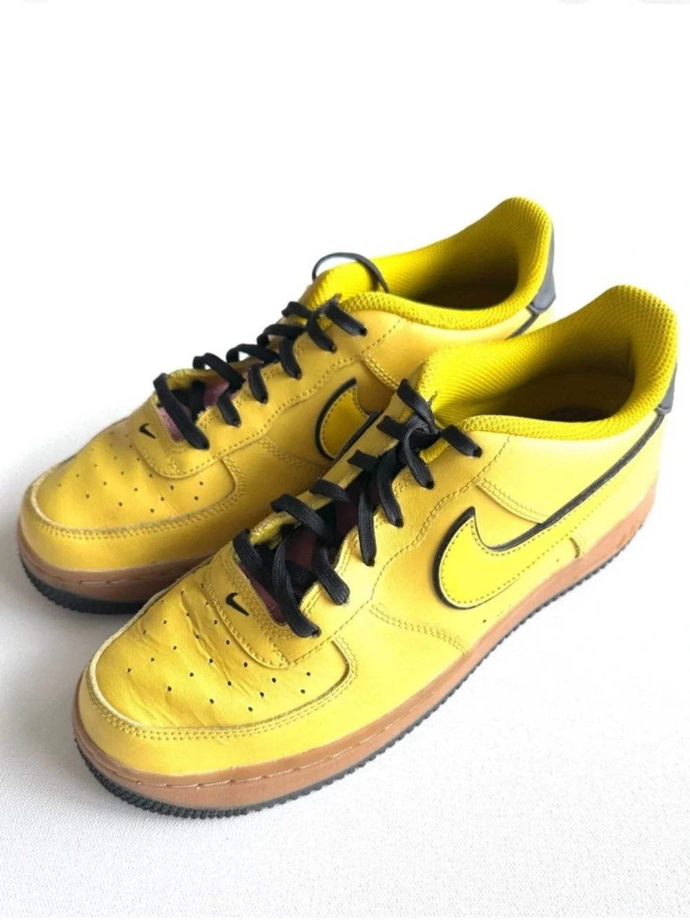Nike Air Force 1 LV8 No 2 Gum Yellow C27939-700 Size 7Y = Women’s Size 8.5